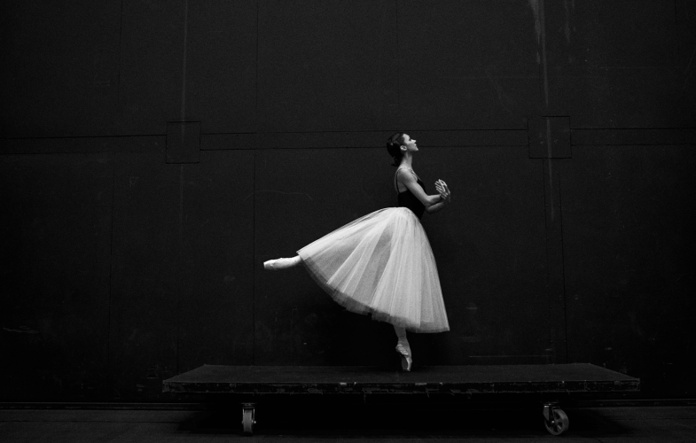 Ballet admission-restricted programs